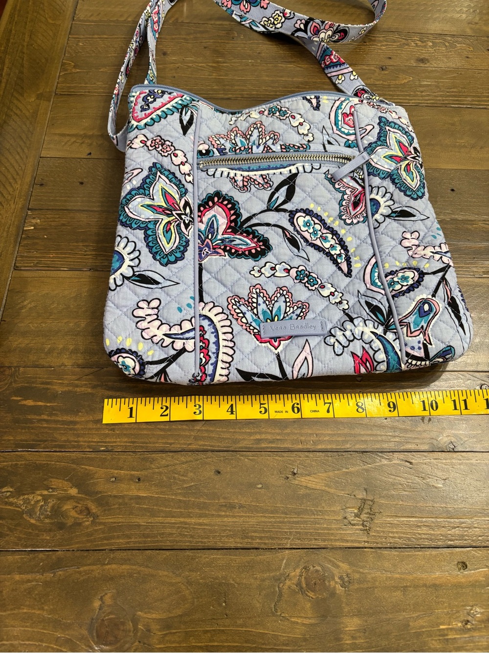 Vera Bradley Hipster Bag in the Makani Paisley Pattern - Picture 7 of 8